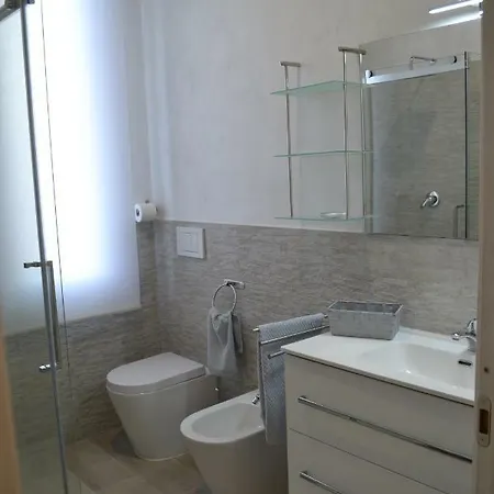 Diamond House 아파트 *
