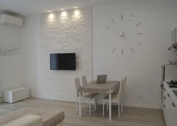 Diamond House Lägenhet La Spezia