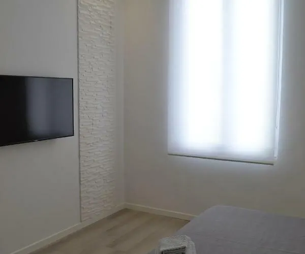 Lägenhet Diamond House La Spezia